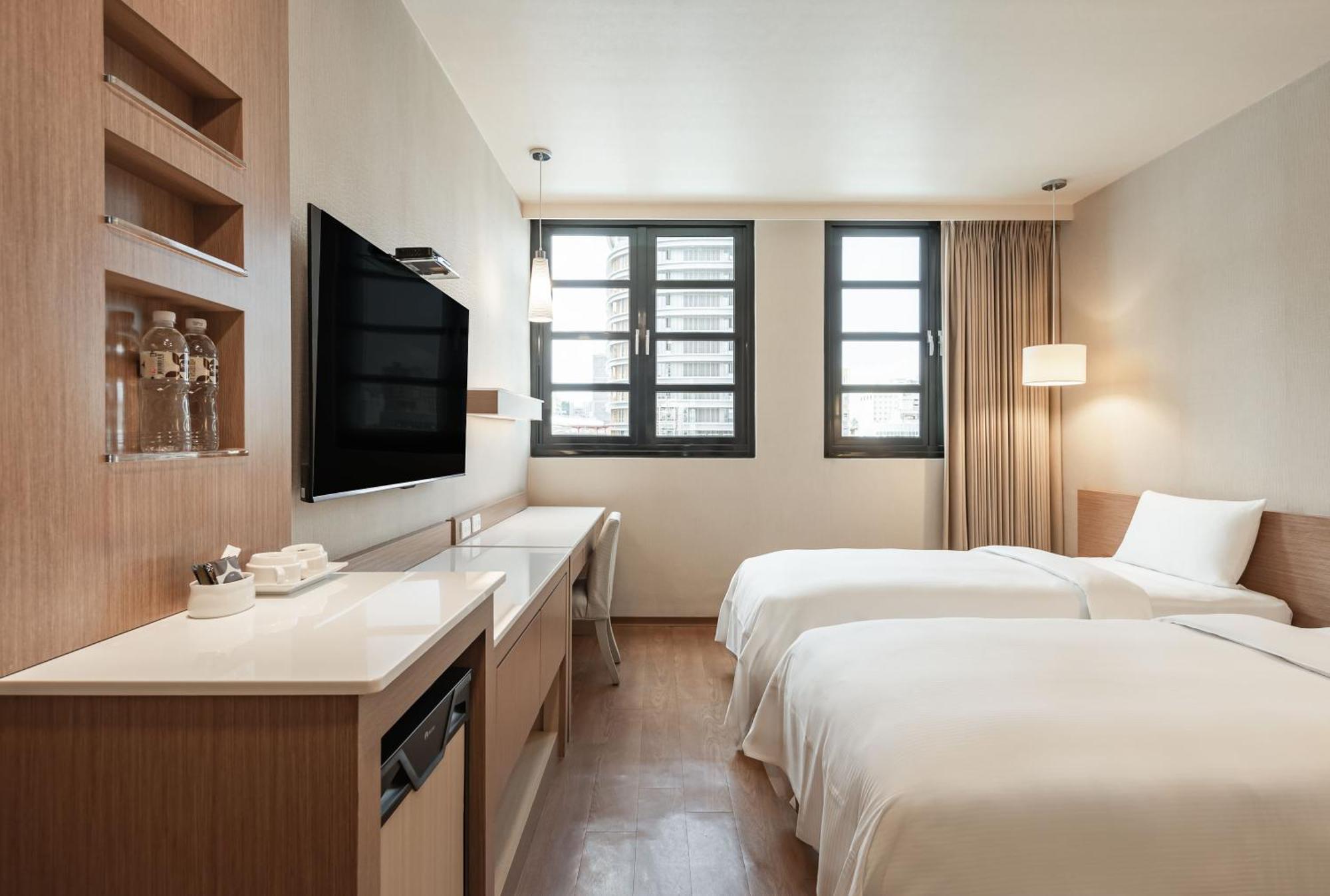 Kindness Hotel - Kaohsiung Main Station Номер фото