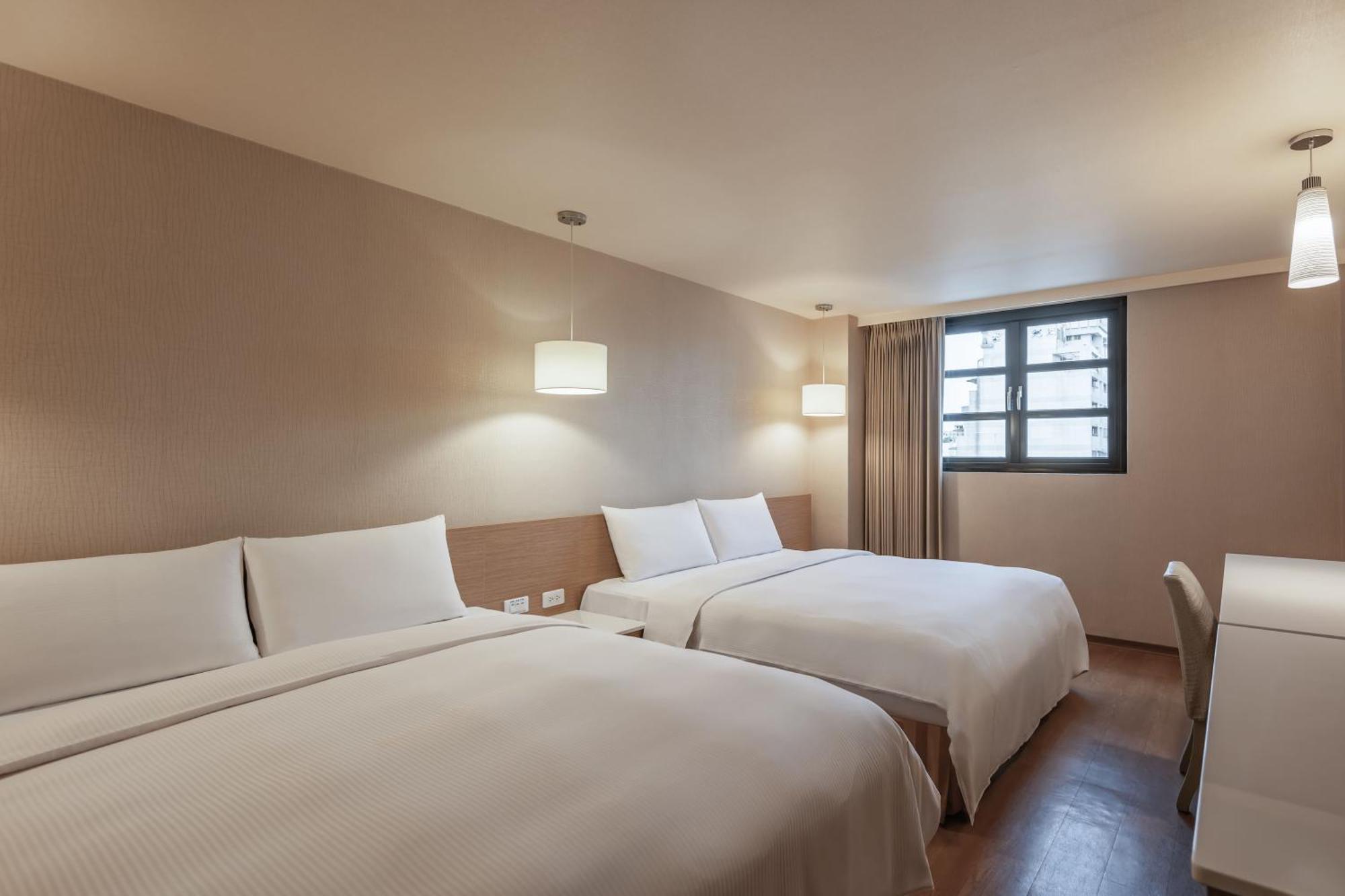 Kindness Hotel - Kaohsiung Main Station Номер фото