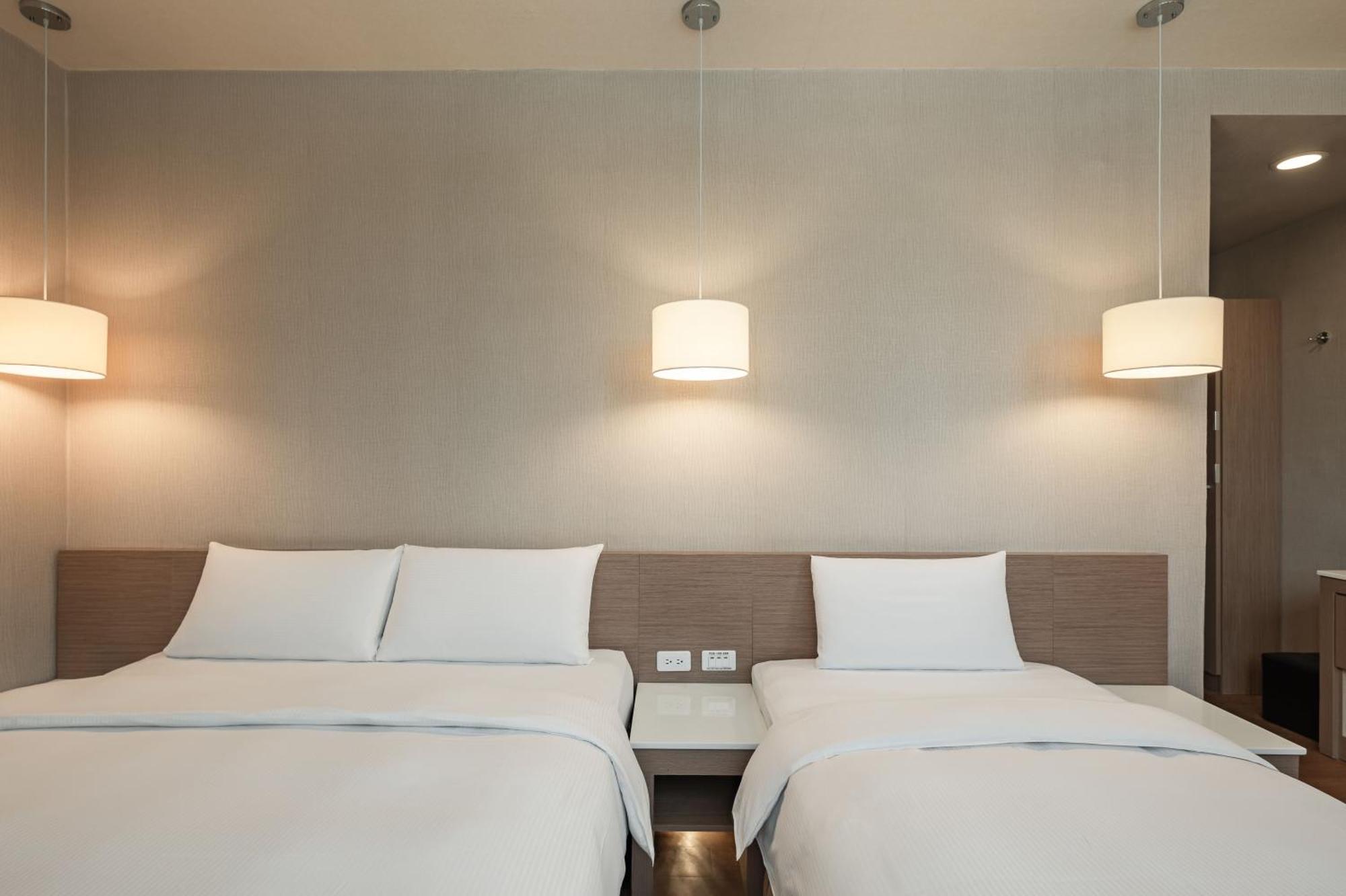 Kindness Hotel - Kaohsiung Main Station Номер фото